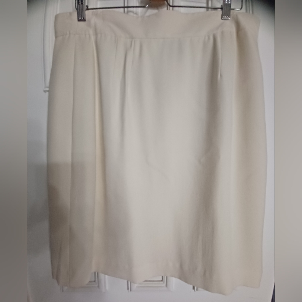 LIZ CLAIBORNE  Women's Vintage Ivory Dress Skirt Size 14